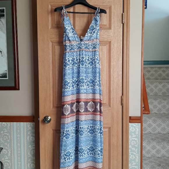 Beautiful summer dress Small - Picture 4 of 6